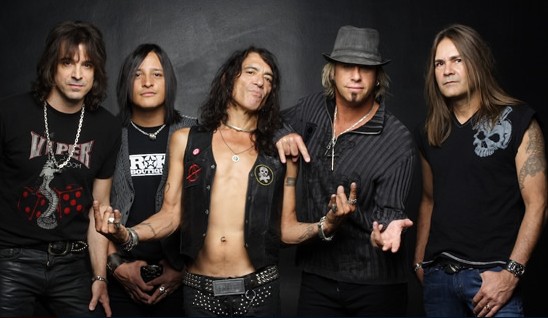 Stephen Pearcy (voce) a parasit formatia RATT